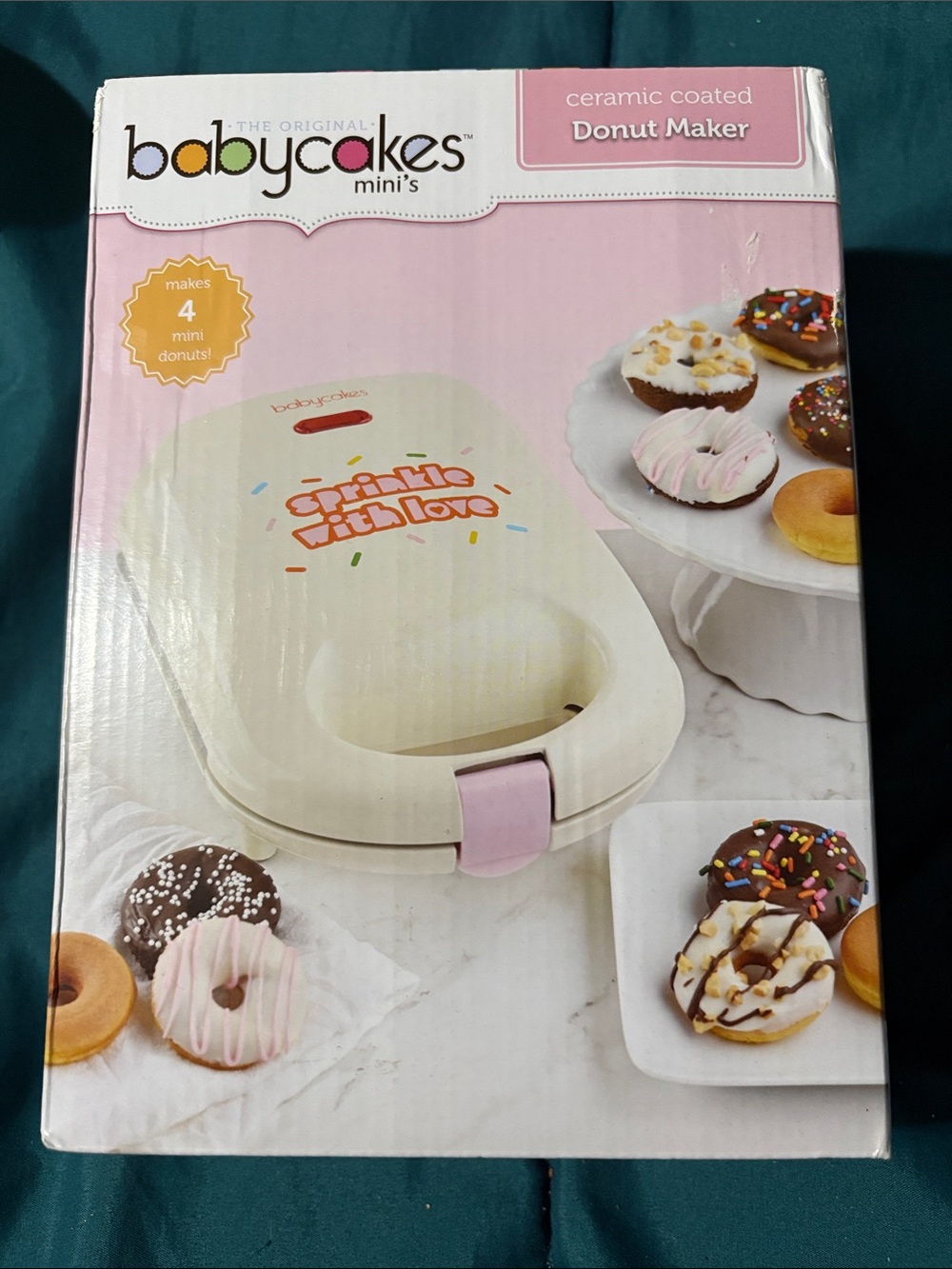babycakes Ceramic Coated Donut Maker - Cream with Pink Accent